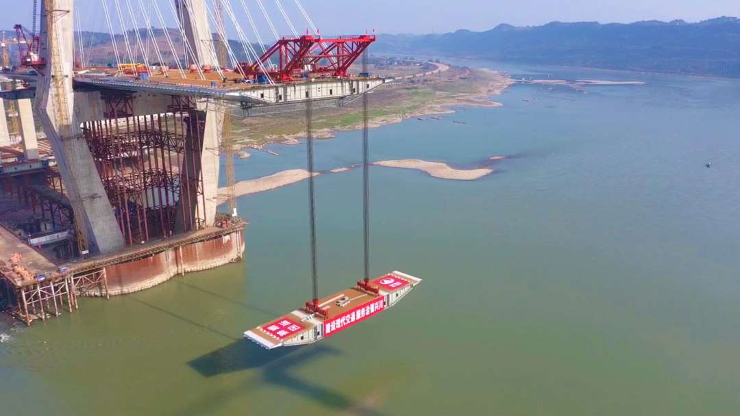 新年首秀！临港长江大桥建设再获央视关注